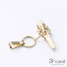 画像をギャラリービューアに読み込む, バッグキークリップ 薔薇園からひょっこりネコ 全2色